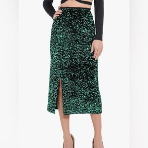 NWT Women’s Sequin Skirt Elastic High Waist Sparkle Split Hem size small